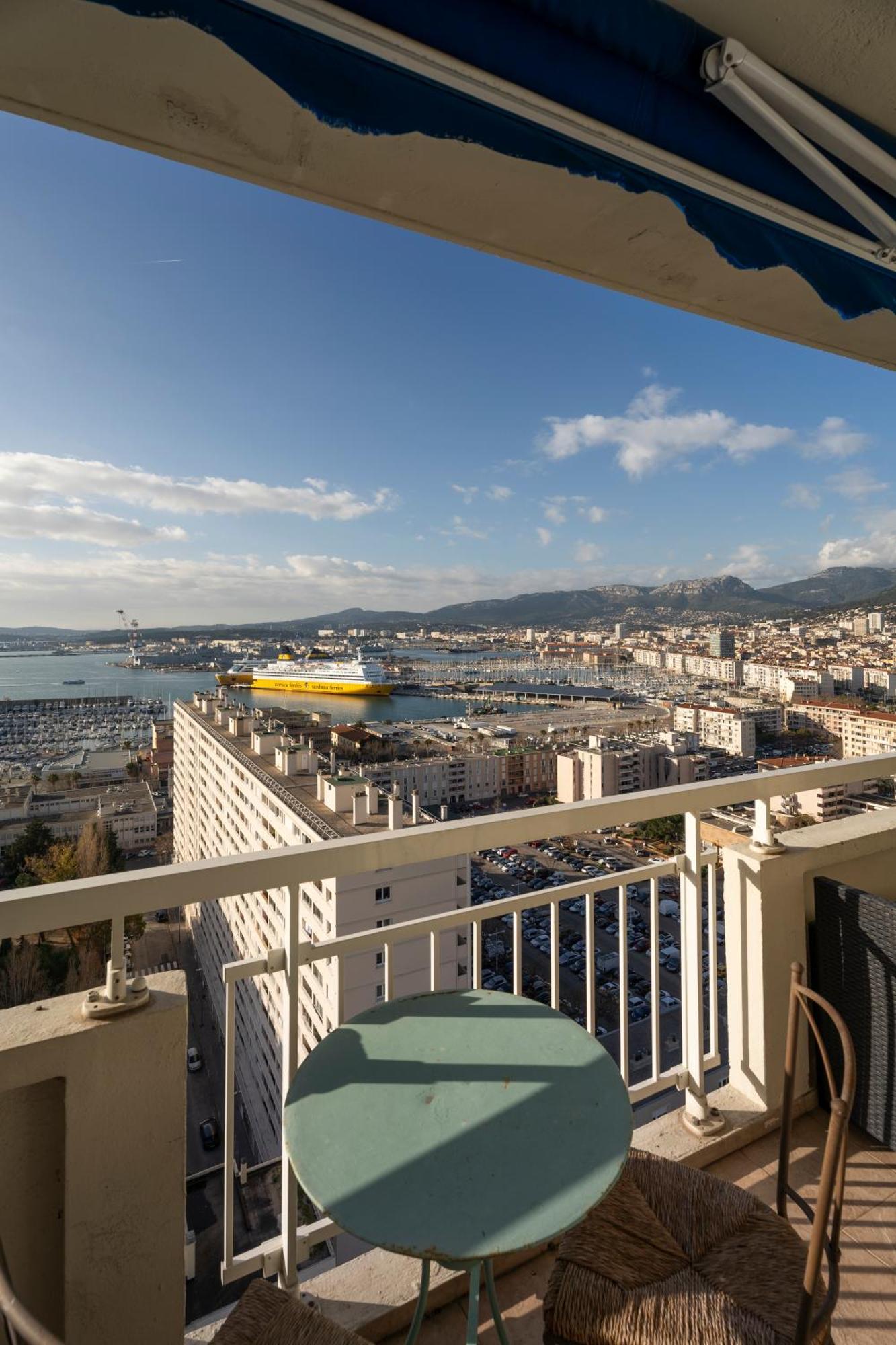 Vue Panoramique, Grand Appartement 2 Chambres A Toulon Buitenkant foto
