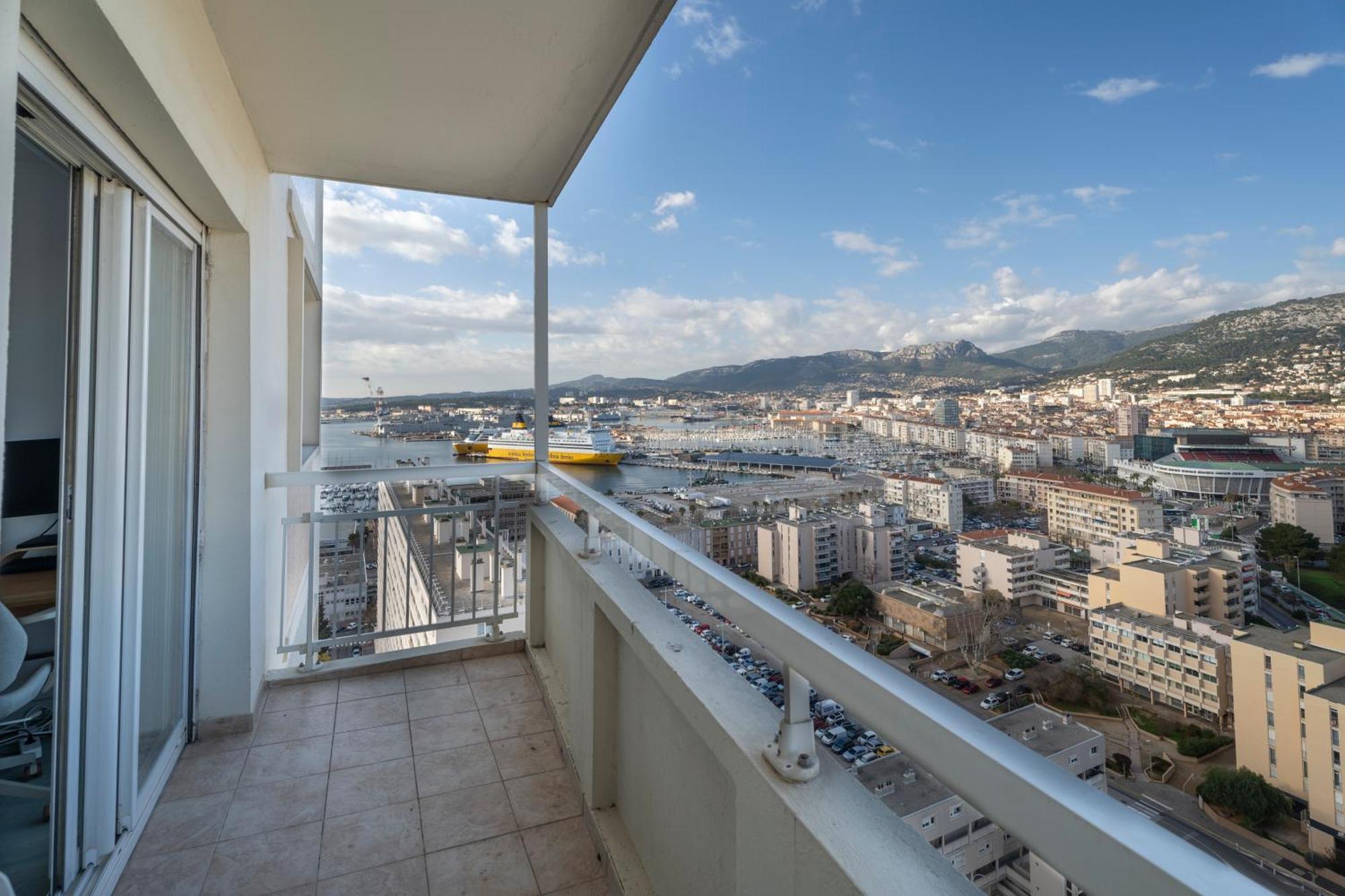 Vue Panoramique, Grand Appartement 2 Chambres A Toulon Buitenkant foto